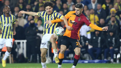 Fenerbahçe-Galatasaray derbisine damga vuran pozisyon. Galatasaray'ın ikinci golünde ofsayt var mıydı? İşte Süper Lig'de görev alan eski hakemlerin yorumu