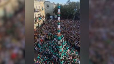 İspanya'nın Katalan bölgesindeki insan kulesi faciayla bitti! O anlar anbean kamerada