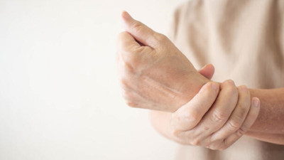 Elde renk değişimine dikkat! Tümörün habercisi olabilir