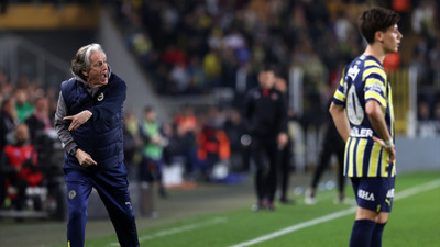 Fenerbahçe Teknik Direktörü Jorge Jesus'tan transfer itirafı: Takımımıza bir sol bek almak isterdim ancak şu an bu mümkün mü bilmiyorum