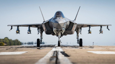 Dünyanın en gelişmiş savaş uçağında tedarik krizi. ABD F-35'lerin üretimini durdurmak durumunda kaldı