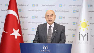 İYİ Parti'de deprem.  İYİ Parti Kurumsal İlişkiler Başkanı Cihan Paçacı görevinden istifa etti. Paçacı, Nagehan Alçı'ya konuşmuş ve "Sokakta Kemal Bey’e itiraz görüyoruz" demişti. İYİ Parti'den açıklama: Sorumluluk örneği