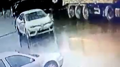 Sokak ortasında kafasına silah dayayıp 2 milyon lira gasp ettiler!