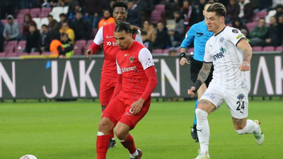 Eski dostların karşılaşmasında kazanan Hatayspor oldu. Üç puan 90+6. dakikada geldi