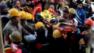 Deprem bölgesinden bir mucize haber daha! Hatay'da 7 yaşındaki çocuk, depremin 136. saatinde enkazdan kurtarıldı