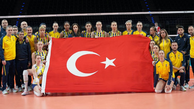 Fenerbahçe Opet, CEV Şampiyonlar Ligi'nde adını play-off turuna yazdırmayı başardı