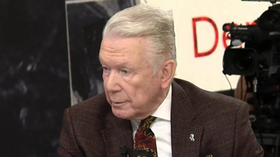 Büyük acı karşısında tüm Türkiye birlik oldu. Trabzonspor, Fenerbahçe, Galatasaray ve Beşiktaş... Tüm takımlar birlik oldu. Duayen gazeteci Uğur Dündar tv100'de açıkladı