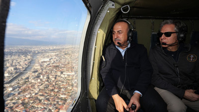 Çavuşoğlu ve Blinken deprem bölgesine hareket etti: Helikopterle depremin verdiği zararı incelediler