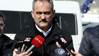 Depremzede öğrenciler nerede eğitim görüyor? Bakan Özer, 166 binden fazla öğrencinin nakil işleminin yapıldığını söyledi