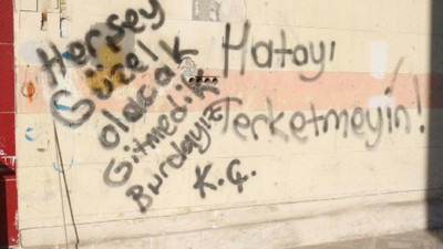 Hatay'da deprem faciasında yüzlerce insan hayatını kaybetti. Duvarlara yazılan yazılar ise hem duygulandırıyor hem de umutlandırıyor