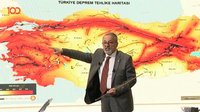 Prof. Dr. Naci Görür'den 4.7 büyüklüğündeki Sivas depremine sıcağı sıcağına değerlendirme: Aktif fay var. Anadolu'nun batıya hareketinin bir sonucu