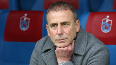 Trabzonspor Teknik Direktörü Abdullah Avcı, taraftarların protestosuna yanıt verdi