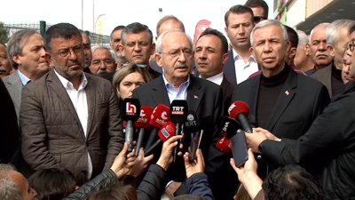 Kılıçdaroğlu afet bölgesi Malatya'da vergi çağrısı yaptı: İşçilerin maaşlarından bir süre vergi alınmasın. Lütfedip yapsınlar