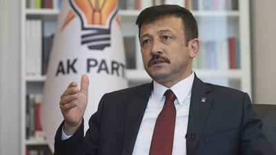 AK Parti'ye katılacak vekil ve belediye başkanı sayısını açıkladı. AK Partili Hamza Dağ Gelecek Partisi iddialarına son noktayı koydu. İki İYİ Partili Vekil AK Parti'ye geçiyor