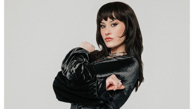 Elif Kaya kimdir. Şarkılar Bizi Söyler konuğu Elif Kaya kaç yaşında. Elif Kaya nereli?