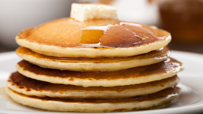 Tek kişilik pankek tarifi. Ağızda dağılan pankek nasıl yapılır. Pankek malzemeleri neler?
