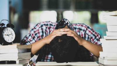 Yükseköğretim Kurumları Sınavı’na saatler kaldı. Hem ailelerde hem de adaylarda stres ve kaygı artıyor. İşte uzmanından öneriler