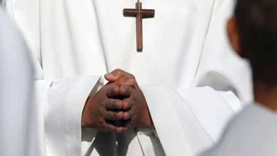 Rahibin istismar ettiği çocuk sayısı 72'ye yükseldi! Kilise örtbas etmeye çalıştı!