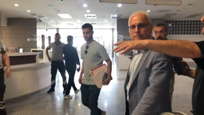 Terörist başı Öcalan hakkında sarf ettiği sözler nedeniyle gözaltına alınan Merdan Yanardağ tutuklandı