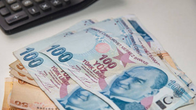 Seyyanen zam kararı. Memurlara yapılacak zam oranı kesinleşti! AK Parti Grup Başkanı Abdullah Güler açıkladı TBMM'ye sunuldu. İşte yeni zamlı maaşlar