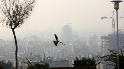 İran'da hava kirliliği alarmı. İran'da hava kirliliği nedeniyle okullar ve devlet kurumları tatil edildi
