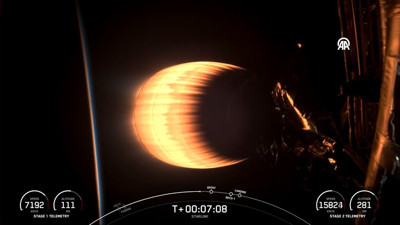 SpaceX, 15 Starlink uydusunu uzaya fırlattı