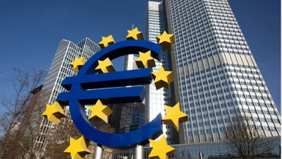 Avrupa'dan enflasyon canavarı henüz gitmedi. Avrupa Merkez Bankası Başkanı Lagarde,  manşet enflasyonun bir miktar yükselebileceğini  söyledi