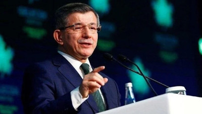 Davutoğlu'ndan yerel seçim kararı. Gelecek Partisi'nde aday hazırlığı. Türkiye'nin bütün belde, ilçe ve illerinde kendi logolarıyla seçime girecekler