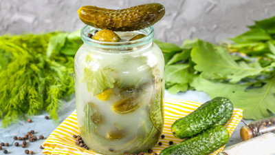 Meğer bu yüzden üstü beyazlıyormuş: Turşu kurarken sakın bunu yapmayın. Turşunun bozulmaması için neler yapılmalı?