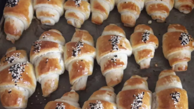 On parmağında on marifet dedirtecek katmer poğaça tarifi. Katmer poğaça nasıl yapılır. Katmer poğaça malzemeleri neler?