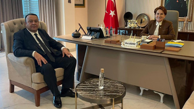 İYİ Partili Adnan Beker, CHP'den Ankara'yı istedi. 'İşbirliği olmazsa İstanbul'da da aday çıkartırız'. Mansur Yavaş İYİ Parti'den aday olsun teklifi. Ankara'ya aday olurum çıkışı