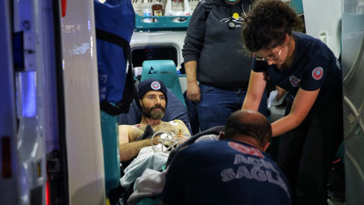 Mağarada kalan ABD'li dağcı günler sonra çıkarıldı! 'Delirmişim gibi hissettim'