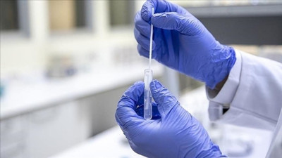 65 yaş üstü kişilerde daha riskli. Korunmak için aşı olmak gerekiyor. Uzmanlar uyarıyor: Tedbiri elden bırakmayın