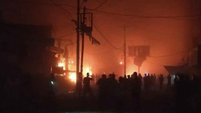 İsrail kanlı saldırılarına bir yenisini ekledi. Gazze'de pazar yerine hava saldırısı düzenlendi. En az 13 ölü