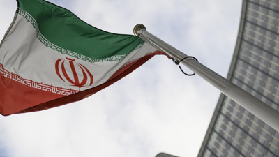 İran'da cehalet can alıyor! Ahlak polisinin darp ettiği kız yaşamını yitirdi