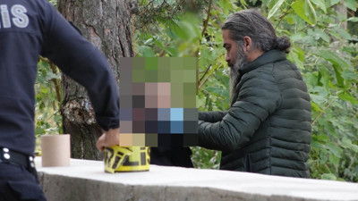 Çocuk parkında dehşete düşüren olay! Yürüyüş yaparken karşısına öyle bir şey çıktı ki...