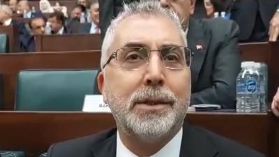 Son Dakika: Bakan Işıkhan açıkladı, Asgari ücrete zam olacak mı? Çalışma ve Sosyal Güvenlik Bakanı Vedat Işıkhan'dan asgari ücret açıklaması. Emekliye refah payı verilecek mi?