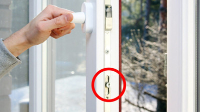 Meğer bu yüzden soğuk geliyormuş: Penceredeki bu ayar evi sıcacık yapıyor. Pencereden gelen keskin soğuğu önlemenin yöntemi bulundu