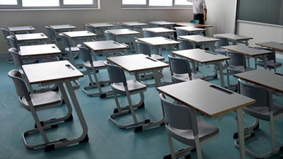 Son Dakika... İstanbul ve Zonguldak'ta okul tatili. Olumsuz hava koşulları okulları tatil ettirdi. İstanbul Valiliği ve Zonguldak Valiliği duyuru yaptı. 20 Kasım'da okullar tatil mi?