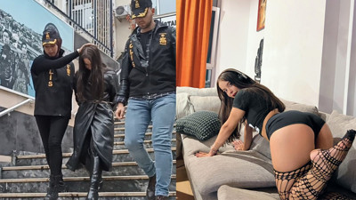 OnlyFans modeli Gizem Bağdaçiçek yine sere serpe poz verdi. Ters kelepçeyle gözaltına alınmıştı, serbest kalınca yine soyundu! Gizem Bağdaçiçek kimdir?