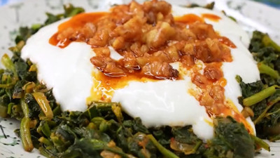 Ispanağın üzerine kaşık kaşık yoğurt gezdirenler yandı: Ispanağı sakın yoğurtla yemeyin. Meğer senelerdir sağlığımızla oynuyormuşuz