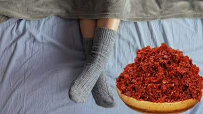 Ayakları buz kesenlere müjde: Topuklarınıza bir miktar sürün ve çorap giyin. Ayaklarınız saniyeler içinde sıcacık olacak