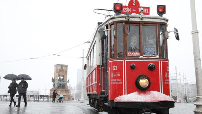 AKOM duyurdu kar yağışı başlıyor. Meteoroloji duyurmuştu. İstanbul'a karla karışık yağmur geliyor