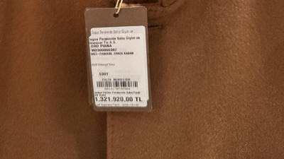 İstinye Park AVM’deki 1 milyon 321 bin 920 TL'lik kaban yok sattı. BMW fiyatına eşit olan kapan kapış kapış gitti. Mağaza yetkilisi 45 bin dolar eden kaban hakkında konuştu