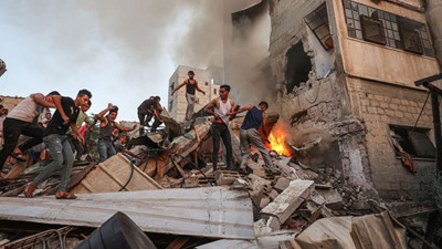 İsrail'in sivillere yönelik katliamı sürüyor. Yardım bekleyen Filistinlilere tanklarla ateş açıldı: 20 ölü, 180 yaralı