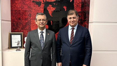 CHP İzmir için Cemil Tugay dedi. Tepkiler gecikmedi. Özgür Özel'den ilk açıklama geldi