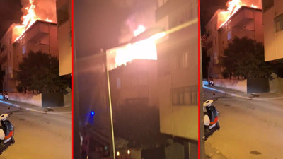 İstanbul hafta sonuna alevler içinde girdi: 3 katlı binanın çatısı alev alev yandı bitişiğindeki binaya da sıçradı