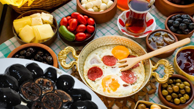 Reçel sevenlere kötü haber geldi. Kaşık kaşık tüketiyorduk. Bundan sonra ağzınıza bile sürmeyeceksiniz