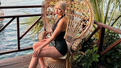 Modellik yapıyor, muhtar olmak istiyor. Diyarbakır'da Simurg Sarsılmaz yerel seçimde 4 erkek adaya karşı yarışacak