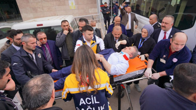 FLAŞ!... BBP Genel Başkanı Mustafa Destici ölümden döndü! Makam aracı kaza yaptı. Erdoğan'dan Destici'ye geçmiş olsun telefonu